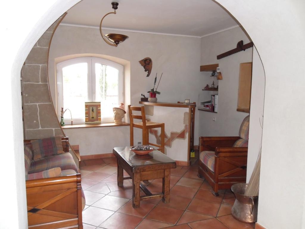 Maison De Campagne Vaison-la-Romaine Ruang foto
